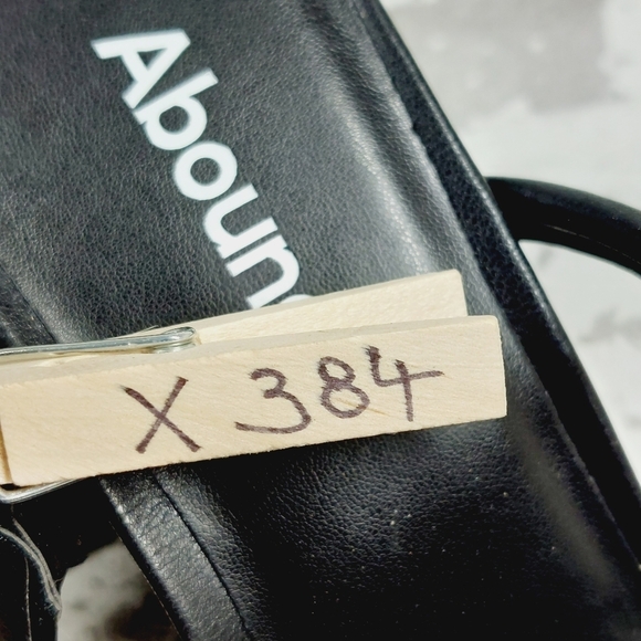 New Abound Austyn Black Block Heel Square Toe Strappy Sandals X384 - Picture 13 of 13